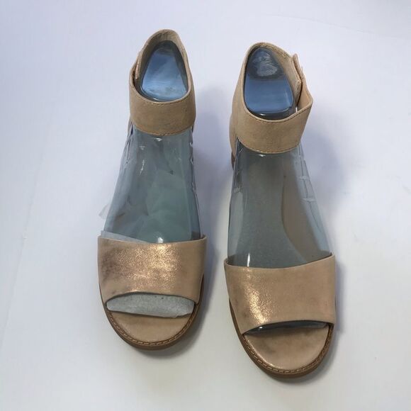 Vince Camuto Rejjie Suede Two-Piece Sandals - Picture 2 of 11